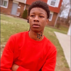 Meet your Posher, Lamar